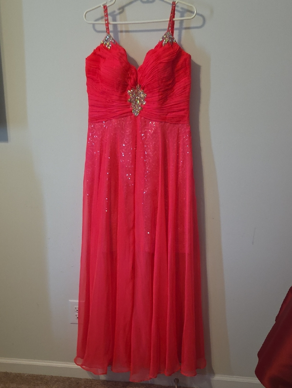 Mac Duggal Coral Pink Beaded Prom Gown Size 14